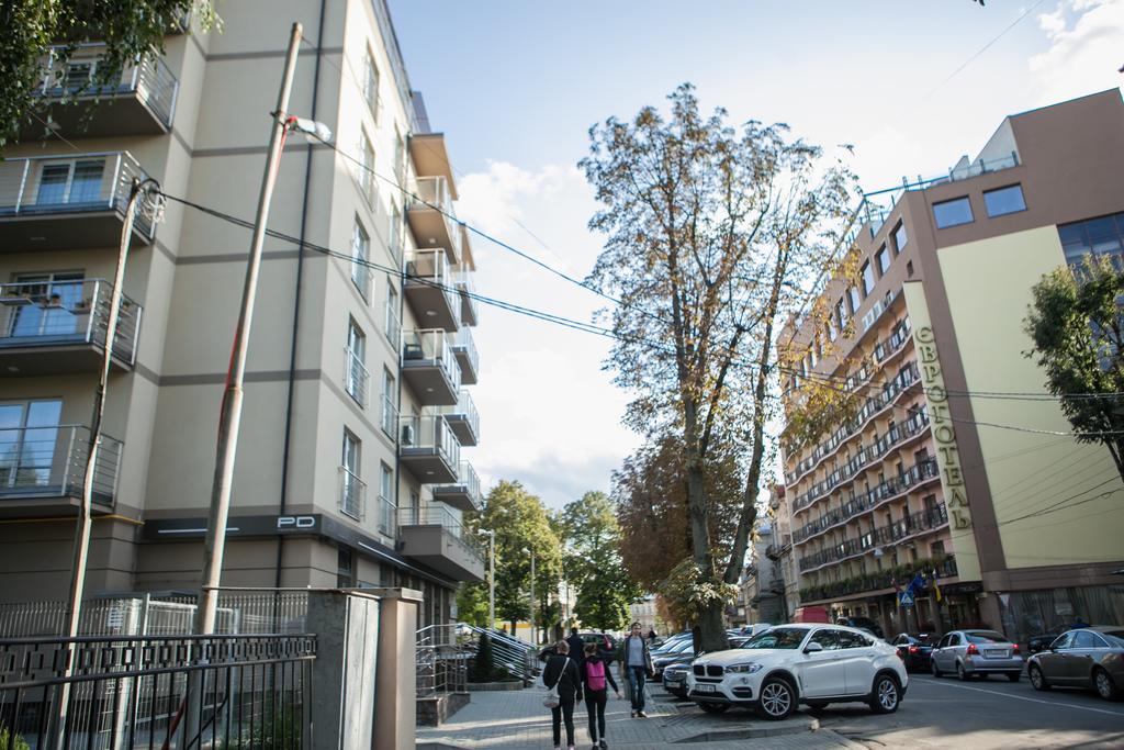 City Central Lviv Hostel Exterior photo